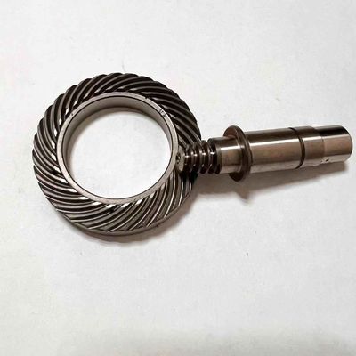 Đồ đạc Hypoid công nghiệp tùy chỉnh được làm bằng 20CrMo với tỷ lệ giảm cao và độ chính xác răng ISO 5-8 để chính xác cao